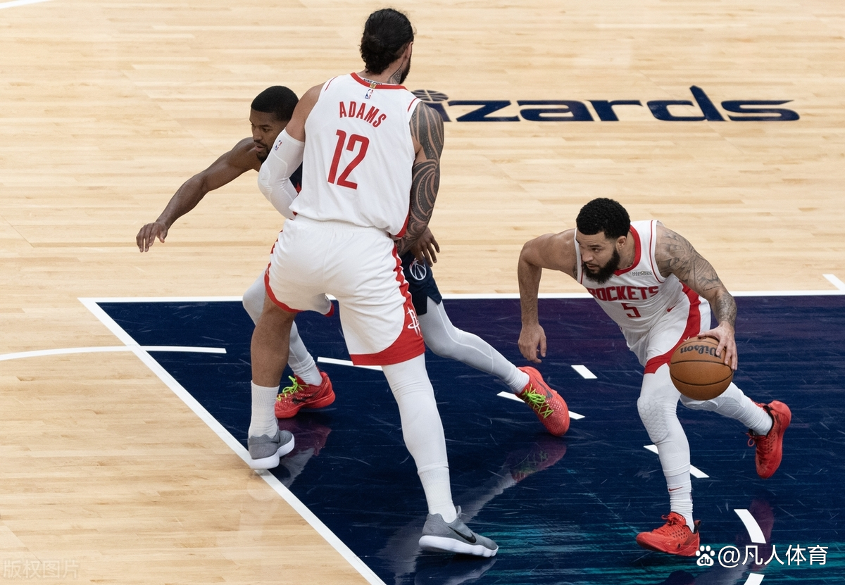 火箭险胜爵士，锡安点燃赛场