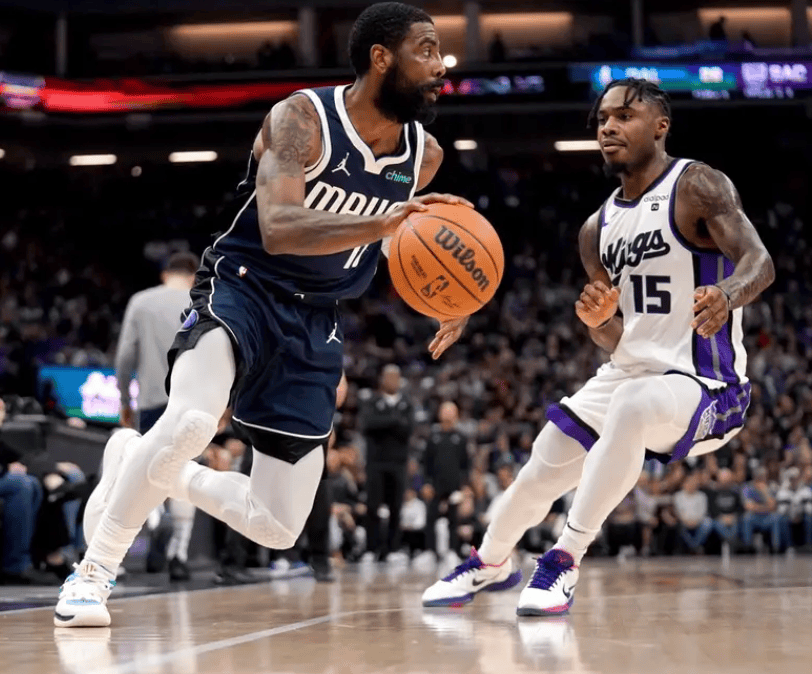 辽宁队逆转北京队，欧文高光表现