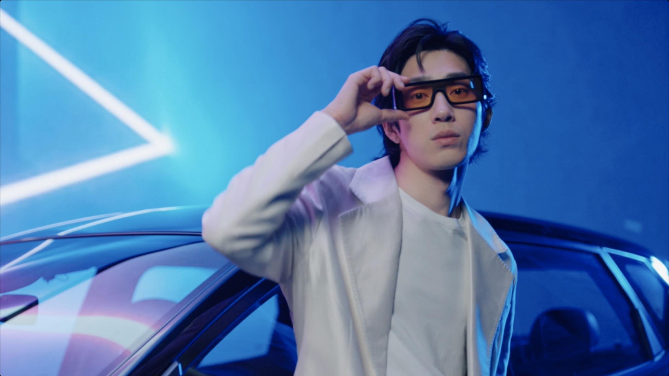 足球的永恒对话，当莫德里奇的独奏遇上阿尔及利亚的合唱