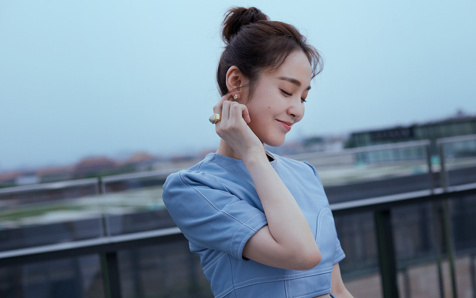 当东方巨龙缠上三叶草,东契奇焰火下,广厦加时铸就传奇