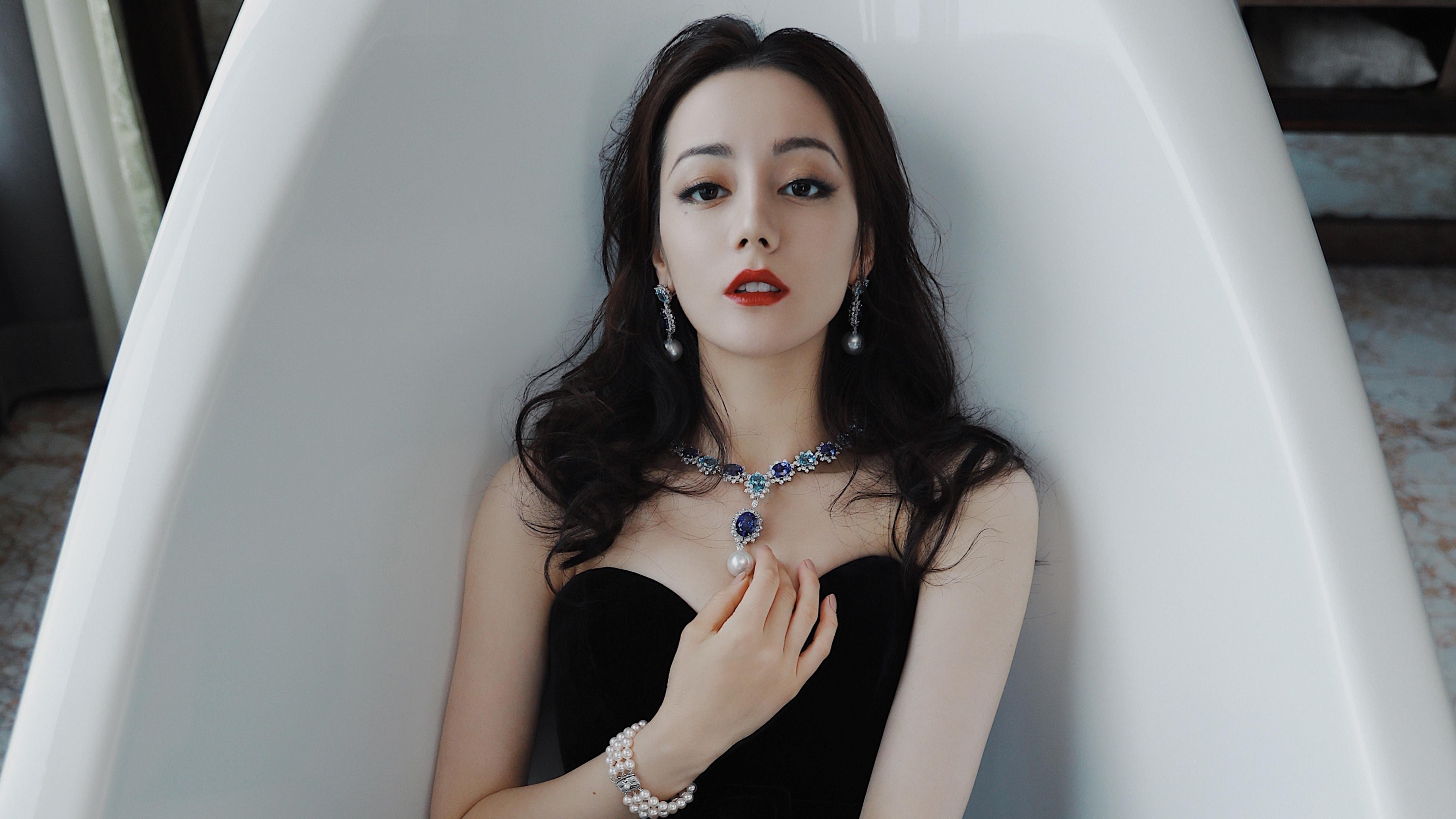 铁壁与烈焰，当公牛的铜墙铁壁遇上库里的季后赛统治力