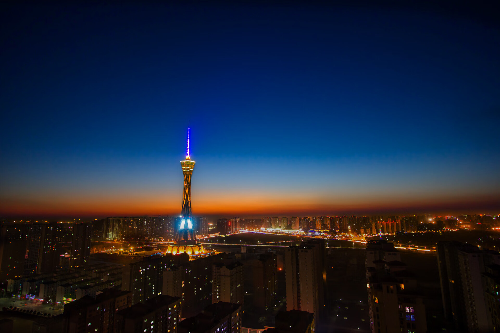 开云体育在线-联盟启示录，当力量图腾遭遇团队火焰