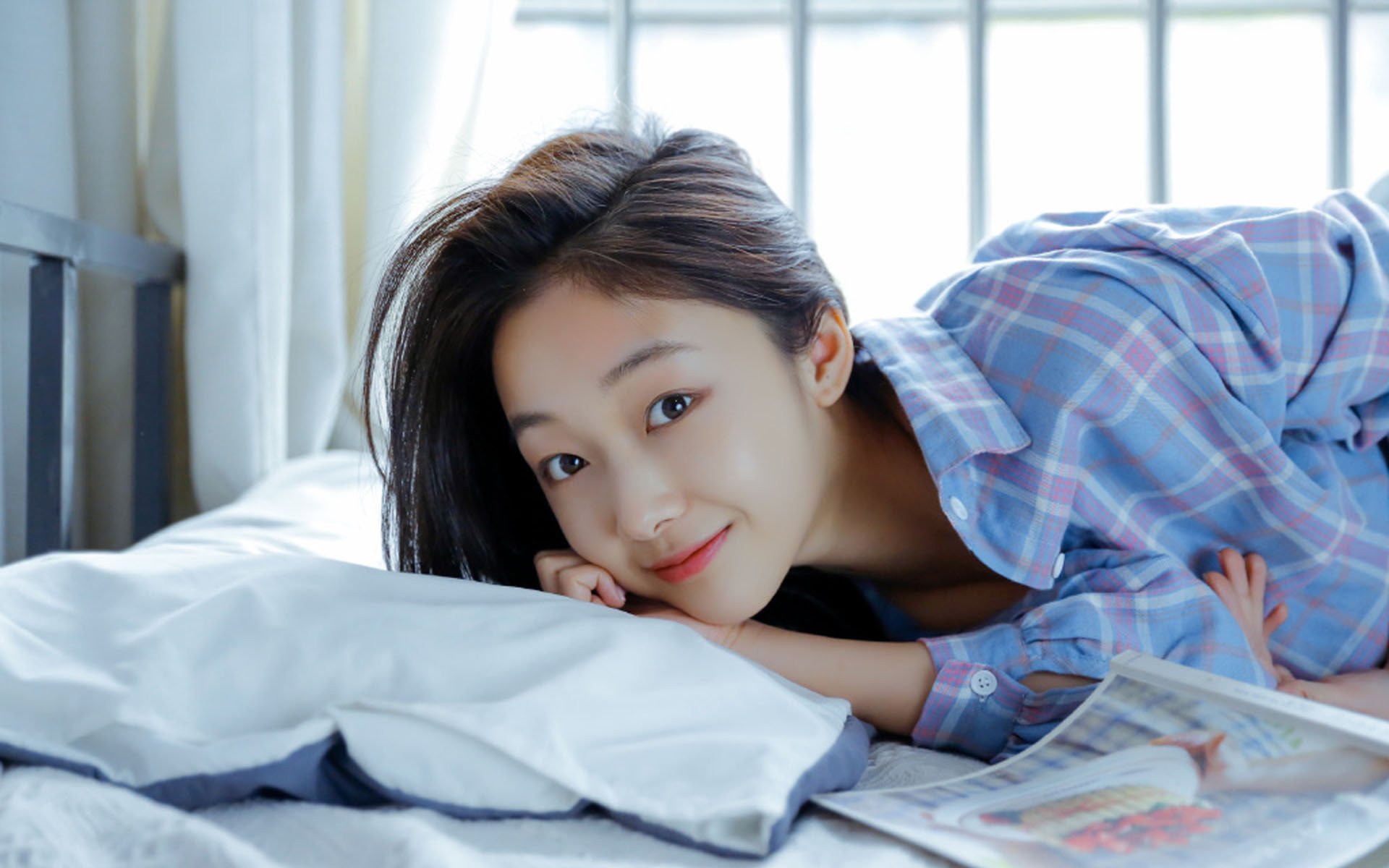 冰封暗夜里的烈焰华彩,德容刺穿北欧堡垒,加拿大一剑封喉演绎豪门惊魂